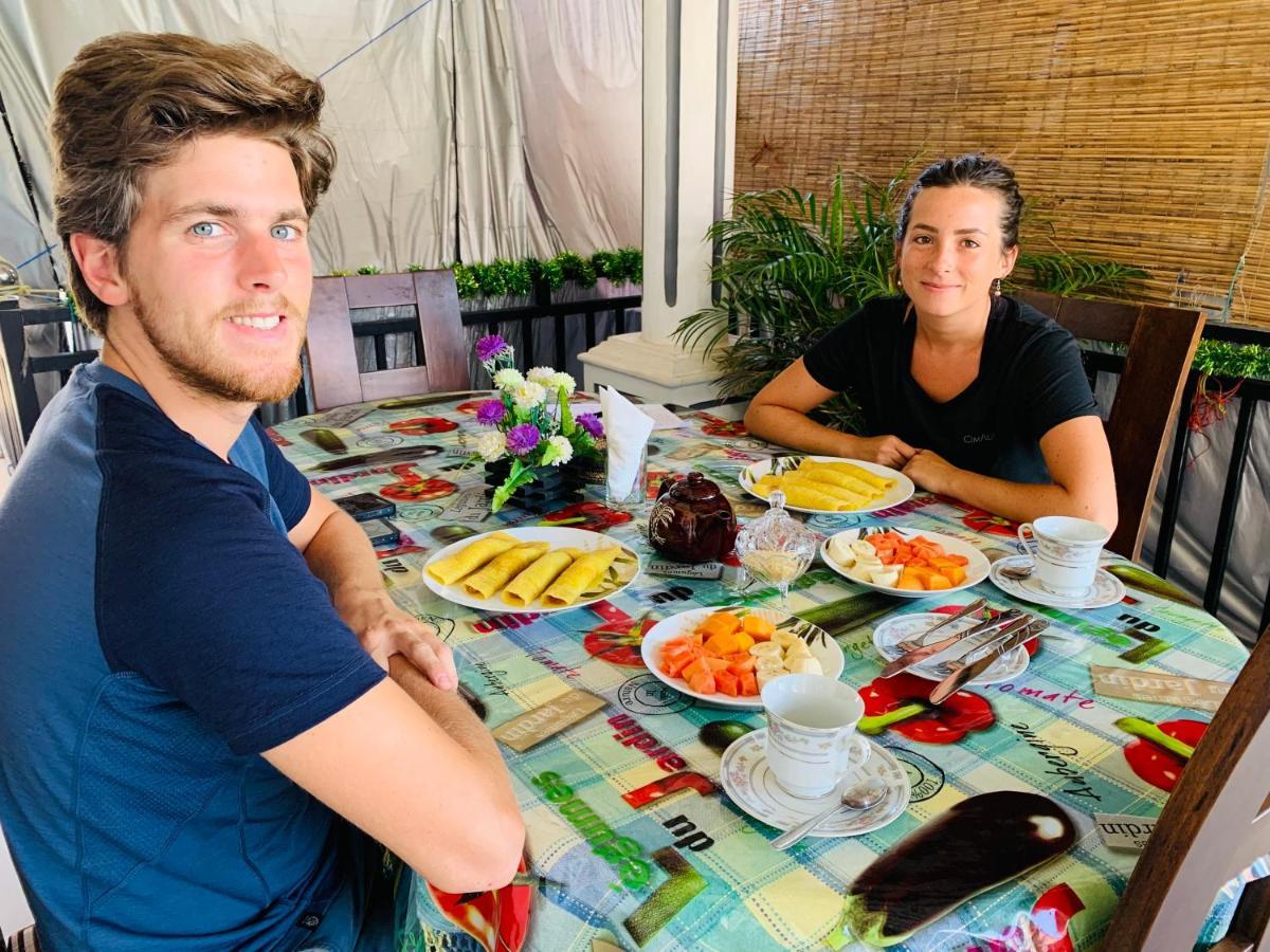 Rodrigo'S Villa & Restaurant Негомбо Екстериор снимка